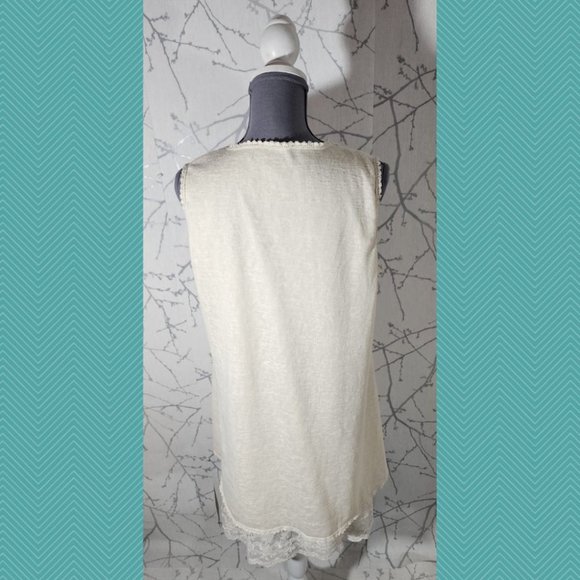 Anna Bella Heathered Ivory Tiered Peplum Lace Hem Dress | Women's XL - Picture 4 of 5